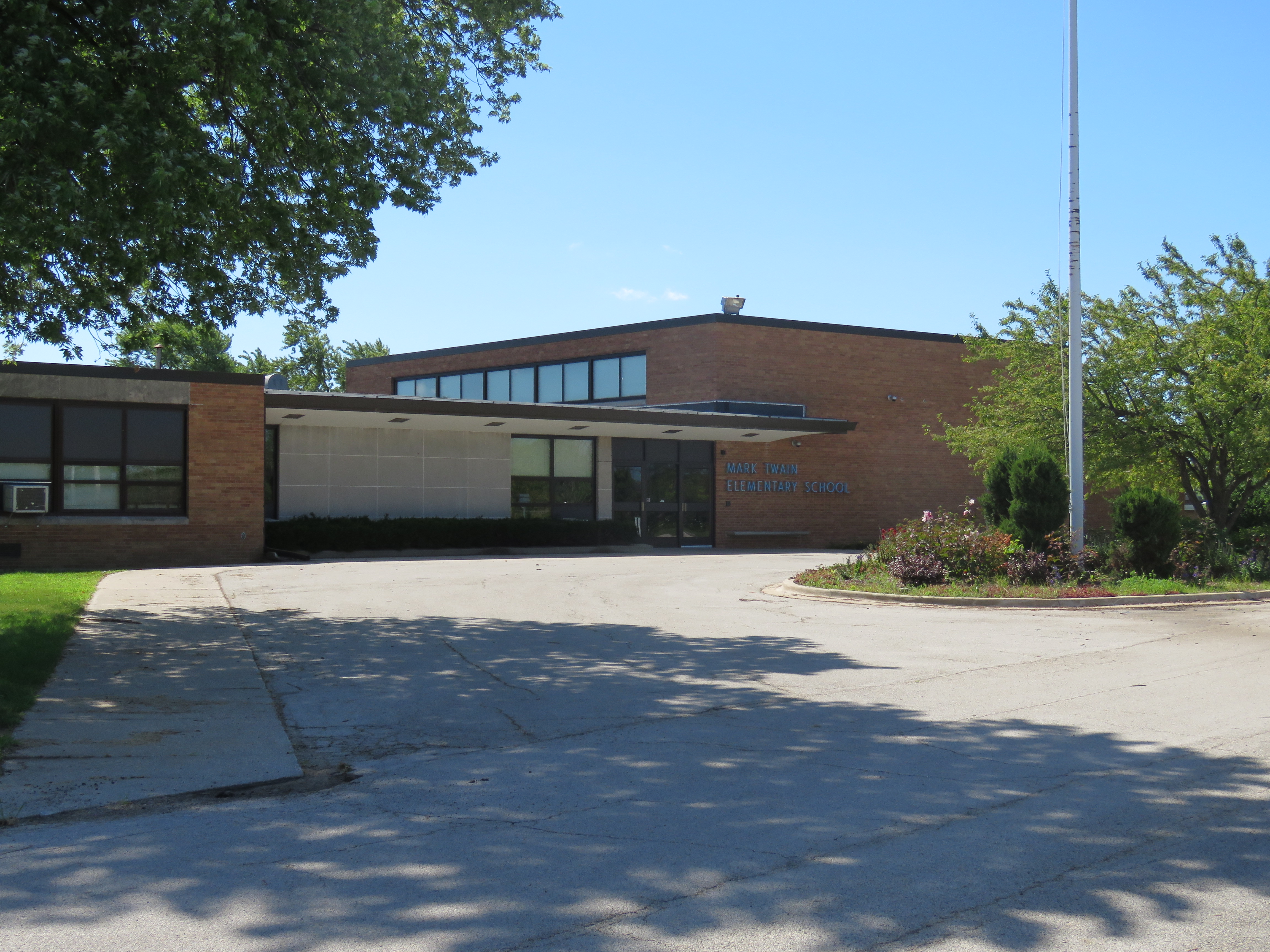 Mark Twain Primary Background