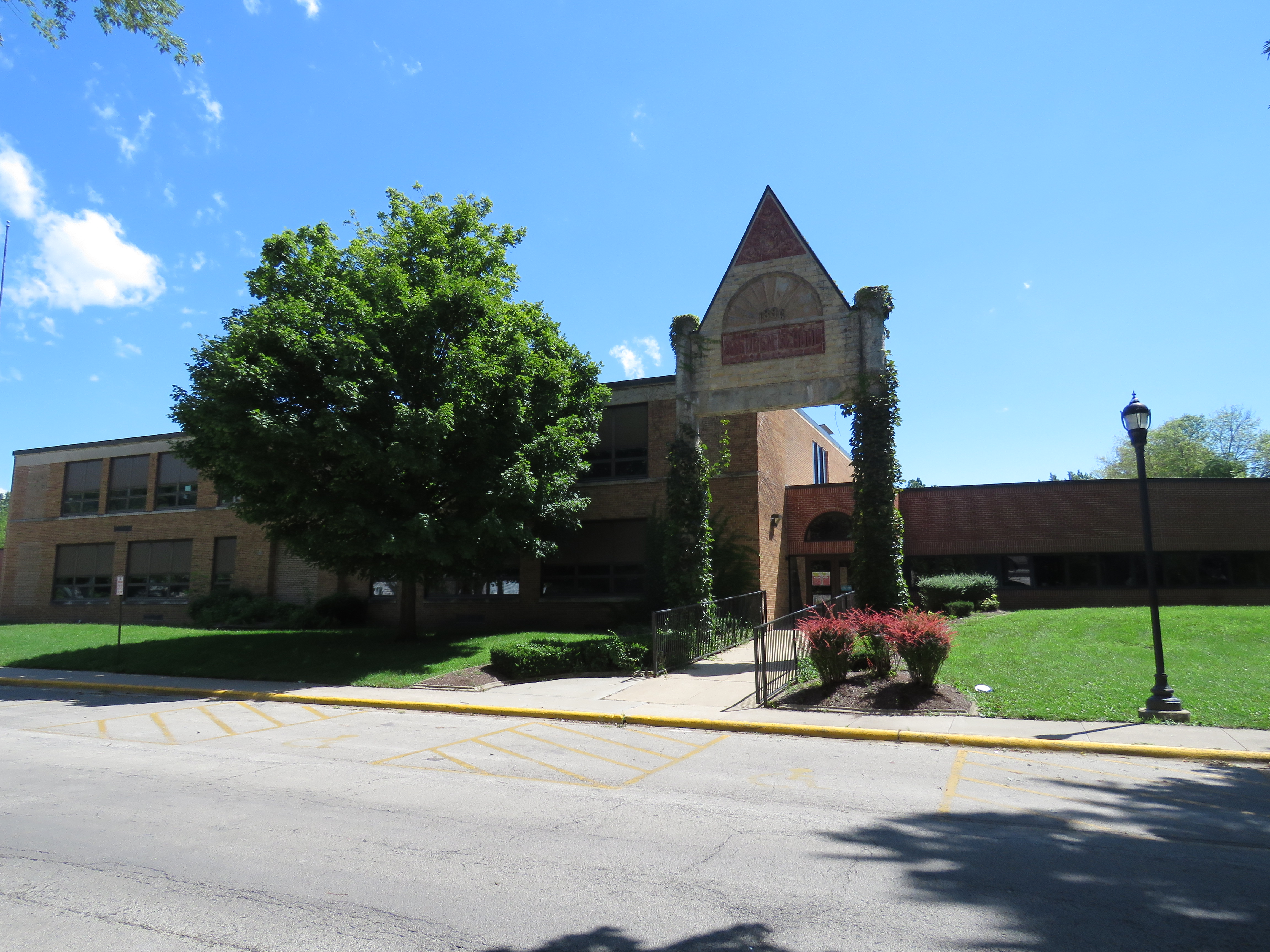 Steuben Elementary Background